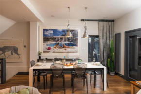 Unique Luxury 3BR Home in the heart of central london, moments away from the vibrant Brick Lane, Shoreditch and London Liverpool Street